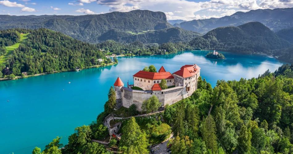 Europe Without the Crowds: Where to Go Instead of Tourist Traps