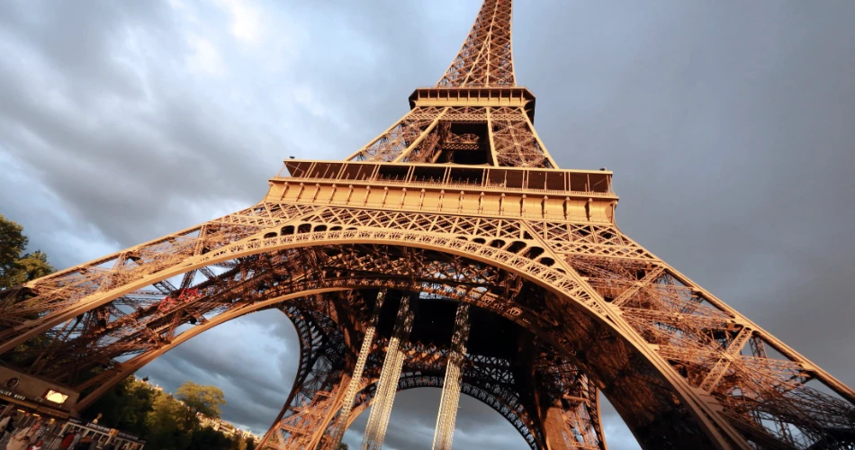 A Complete Guide to The Eiffel Tower