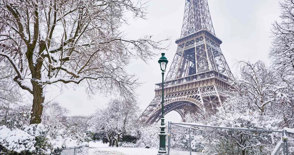 A Complete Guide to The Eiffel Tower