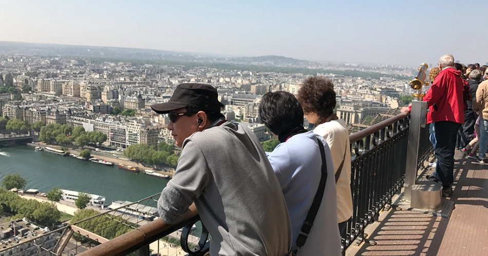 A Complete Guide to The Eiffel Tower
