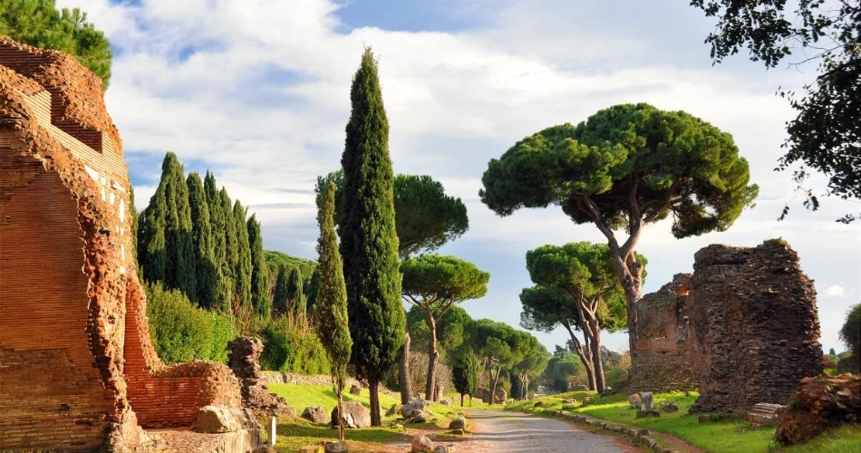 9 Ancient Roman Roads That Still Exist Today in Europe