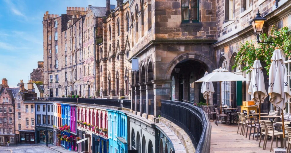 A Complete Guide to Edinburgh, Scotland