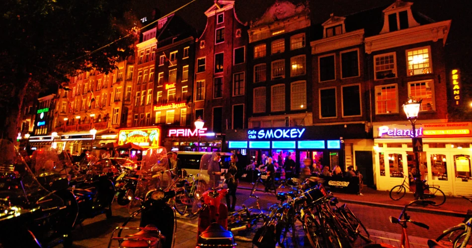 Amsterdam Travel Guide: Canals, Museums, Food & Nightlife Highlights