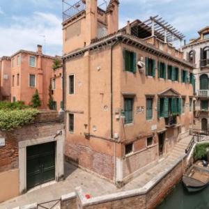 Venice Luxury Apartments 