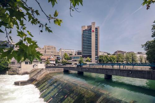 Zurich Marriott Hotel - image 2