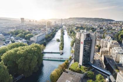 Zurich Marriott Hotel - image 3